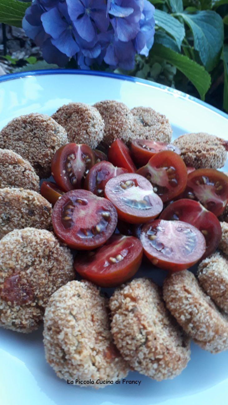 Polpette di zucchine con cuore filante